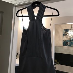Sleeveless dress tank
