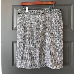 WHBM black and white skirt
