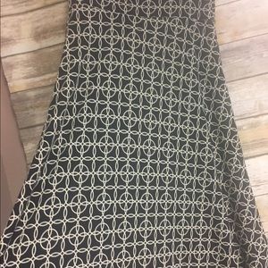 LuLaRoe Black and white Maxi Skirt NWT