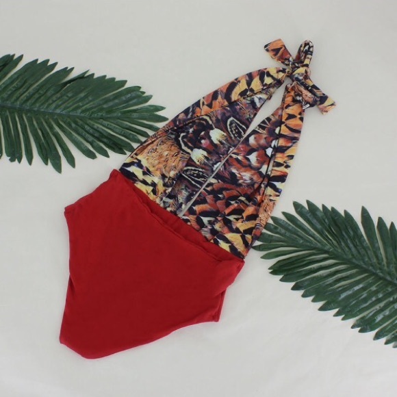 NEW! Backless Halter Monikini - Picture 7 of 8