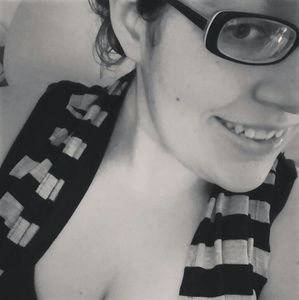 Meet your Posher, Cassandra