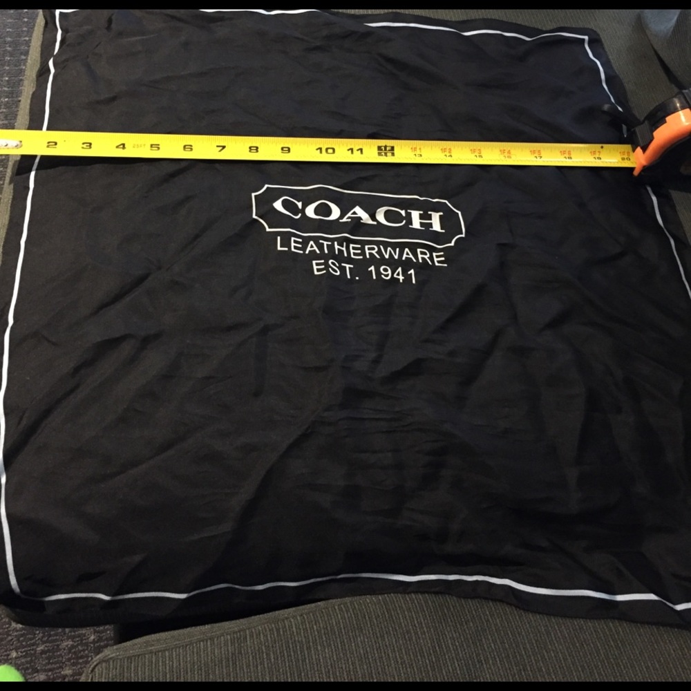 Square coach scarf.
