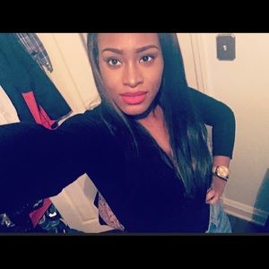 Meet your Posher, Danielle