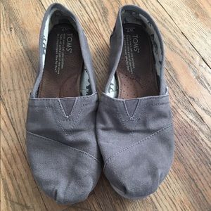 Grey TOMS