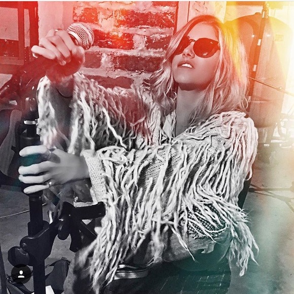 Meet Me ๐๐ถ๐๐ค๐ผ - Picture 4 of 7