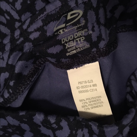 SOLD-FlipBelt and workout clothes combo - Picture 5 of 5