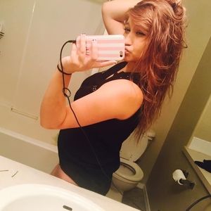 Meet your Posher, Courtney