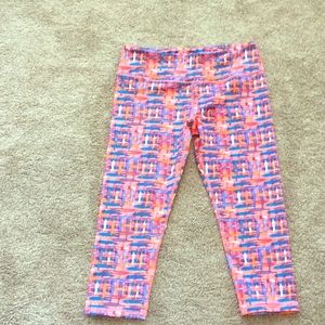 Patterned yoga capris