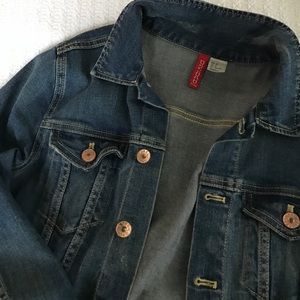 Cropped jean jacket