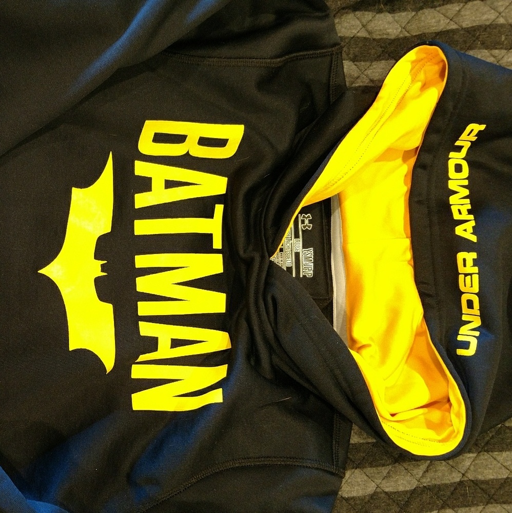 Under armour youth sweatshirt