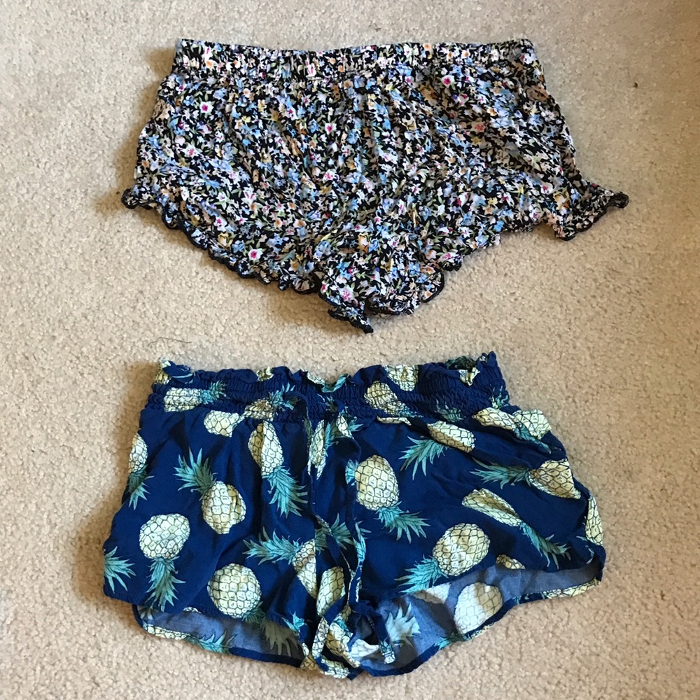 BUNDLE FLOWY SHORTS