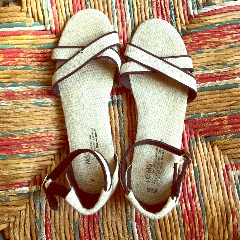 Toms Flats