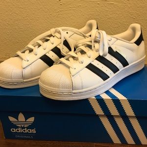 Adidas superstar