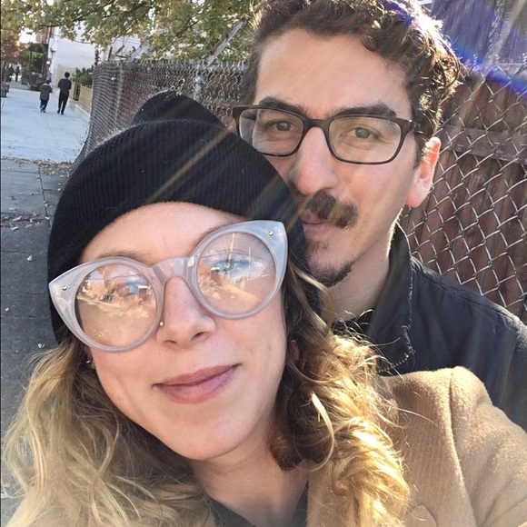 Meet your Posher, Emily - Picture 3 of 3