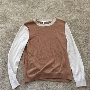 Tan Gap sweater