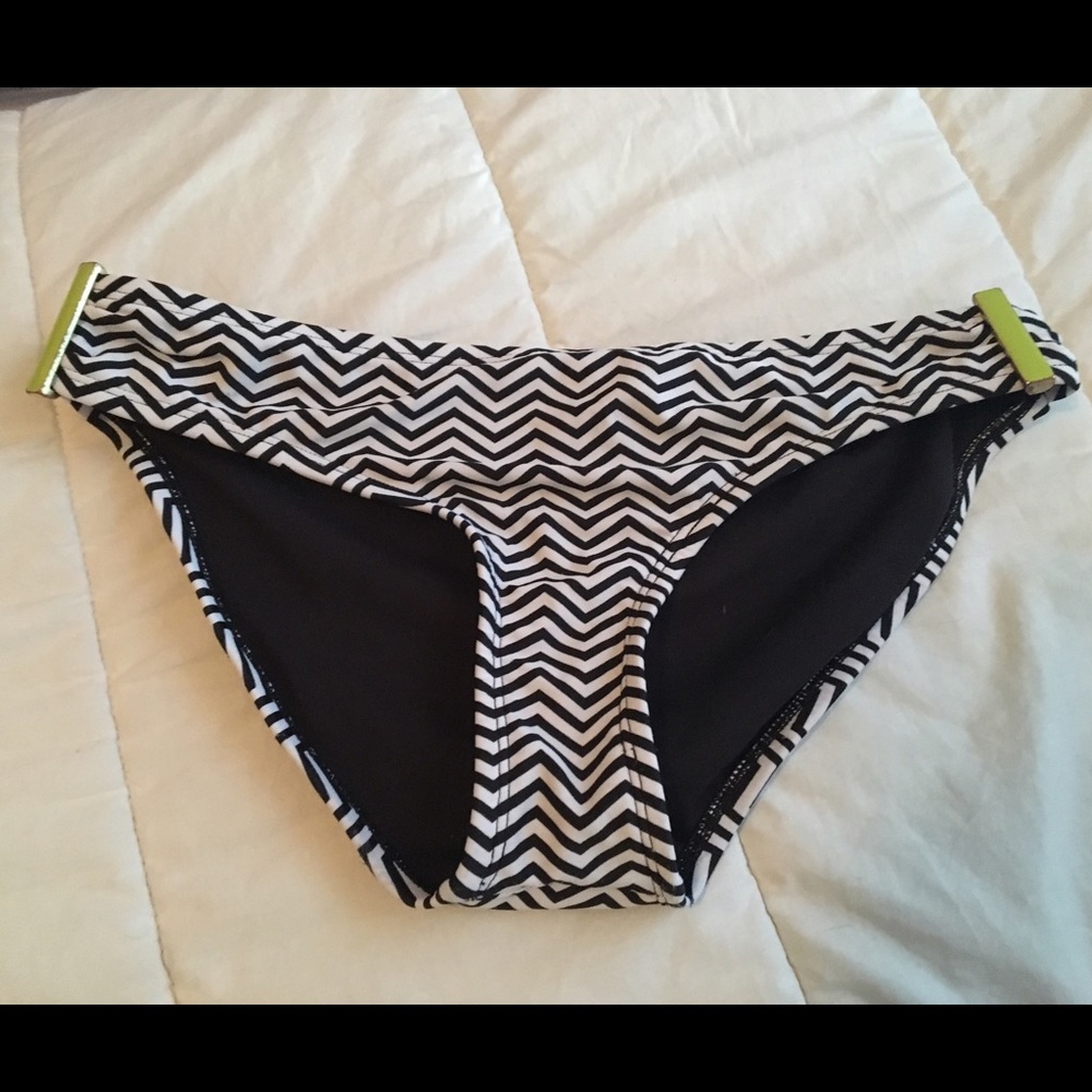 Xhilaration ZigZag Bikini Bottom