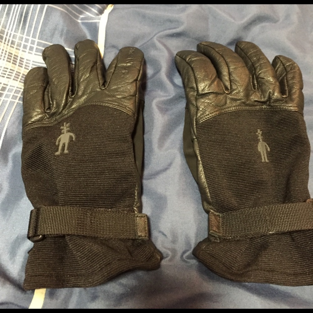 Smart wool leather gloves