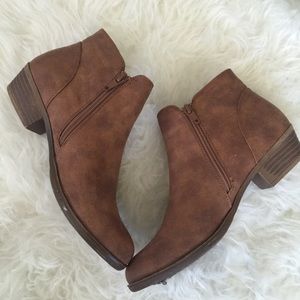 Shoes - Sugar Shoes Booties! Shoes - Sugar Shoes Booties!