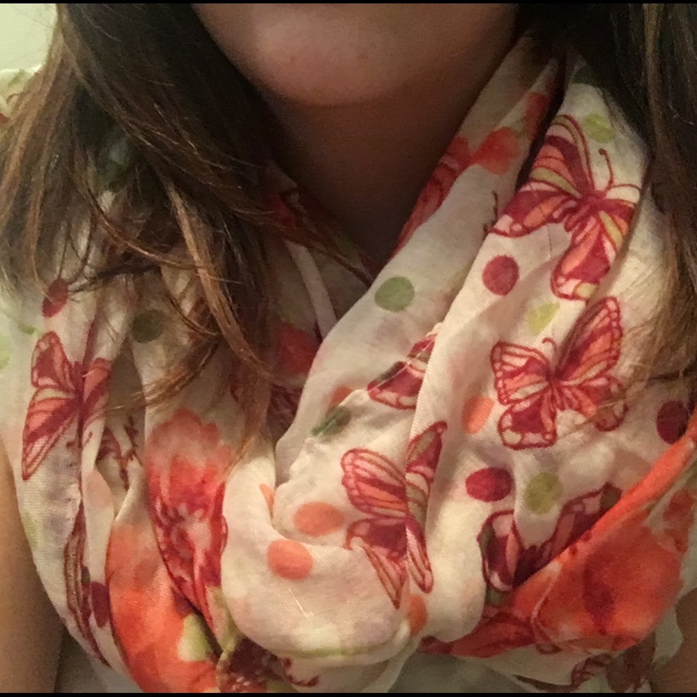 🦋 Floral & butterfly infinity scarf 🦋