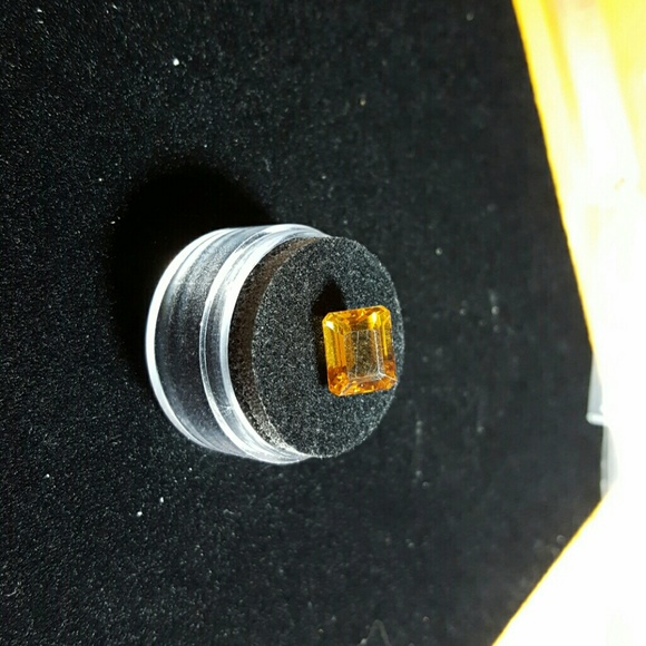 Natural Emarald Cut Golden Yellow Citrine - Picture 2 of 4