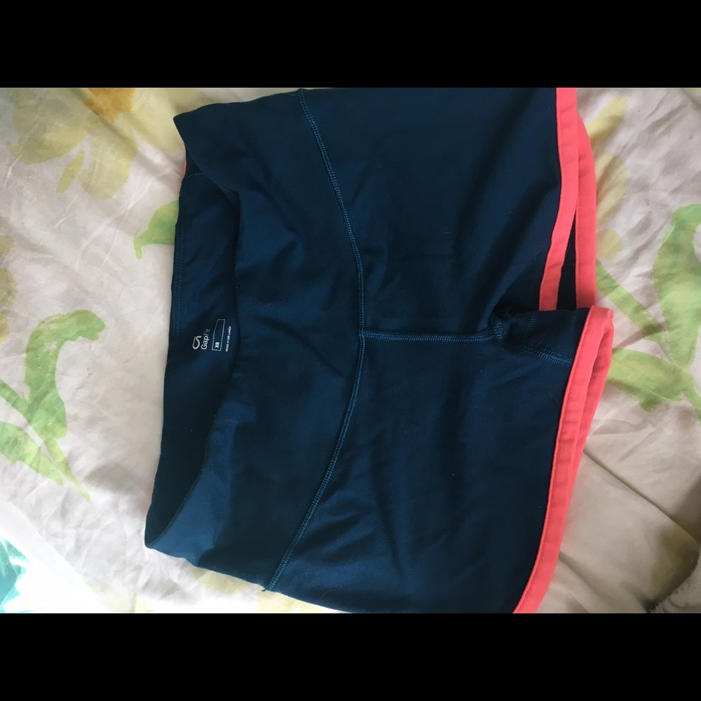 Gap spandex shorts