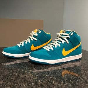 NIKE DUNK HIGH PRO SB