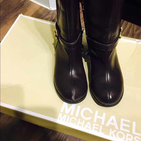 Michael Kors Boots - Picture 2 of 4