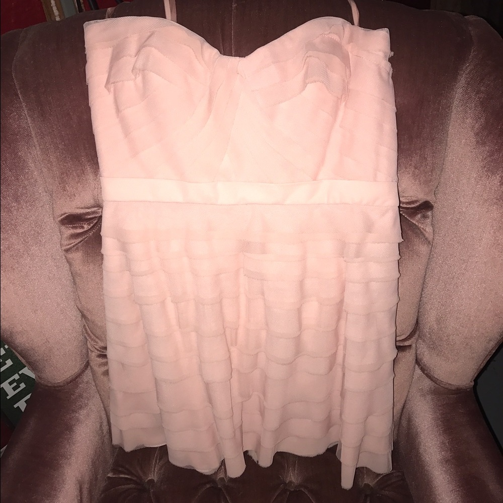BCBG cocoa tiered blush mini dress in 4 petite