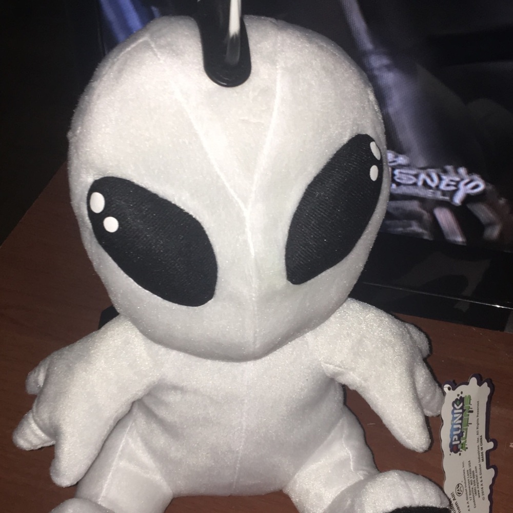 Punk aliens