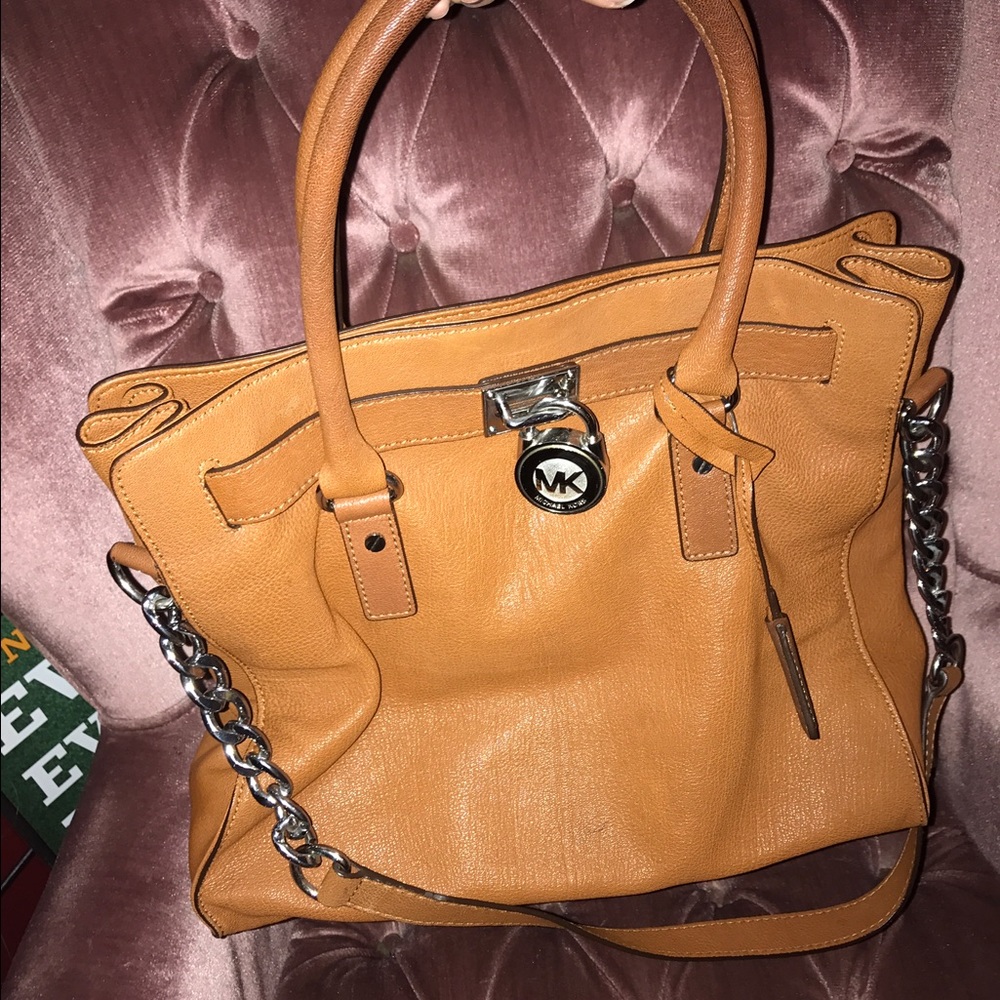 Authentic Michael Kors Saffiano leather