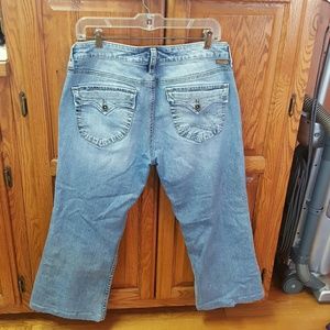 Silver Camille capri!