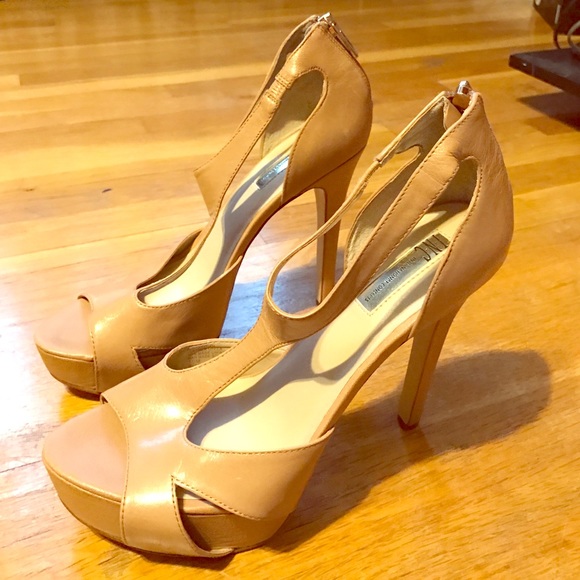 Inc heels - "Meldah" - Picture 3 of 3