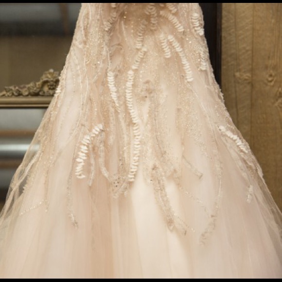 Monique Lhullier Candy wedding dress - Picture 7 of 8