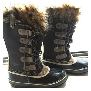 Sorel Joan of Artic Charcoal Boots