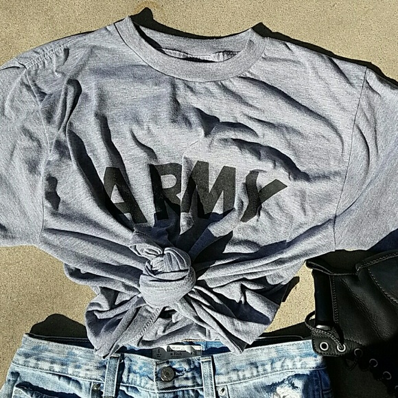 Vintage Army tee - Picture 2 of 3