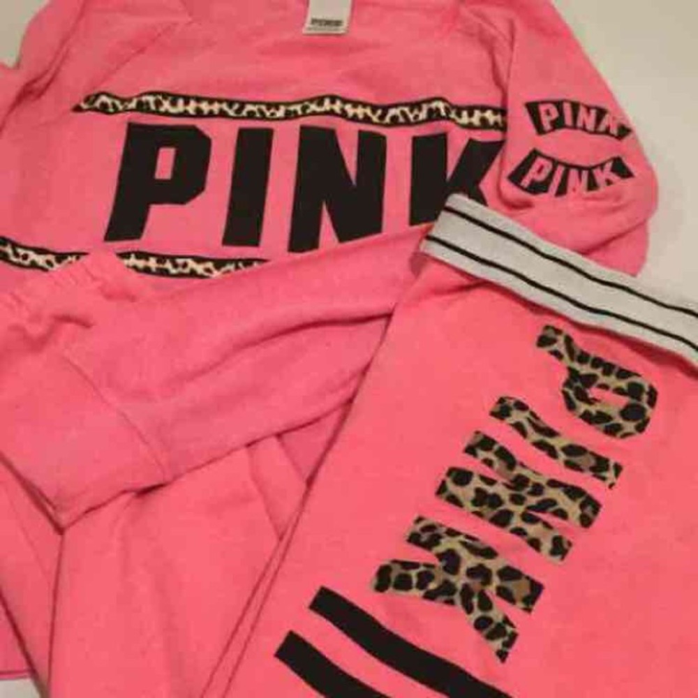 RARE VS PINK! CHEETAH SWEATS & TOP SET