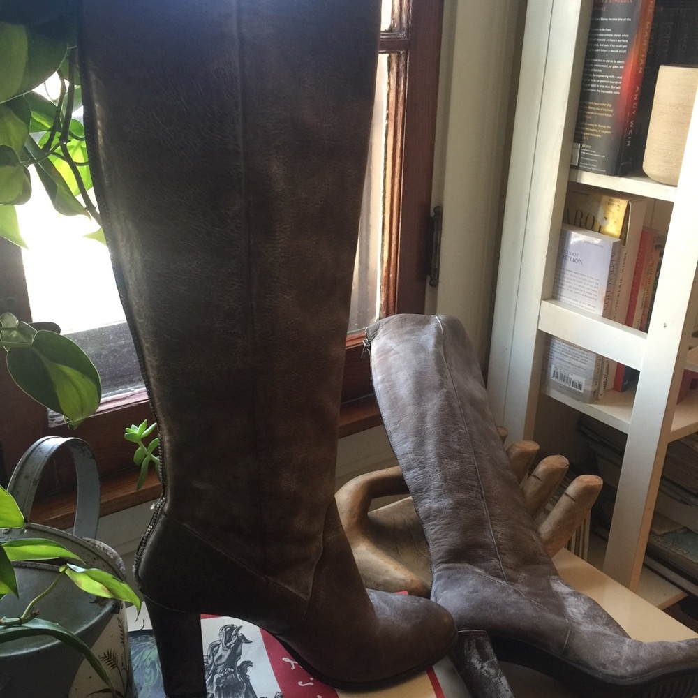 9m Enzo Angiolini Heeled boots