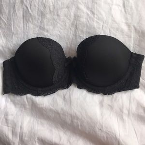 VS Black Strapless Bra