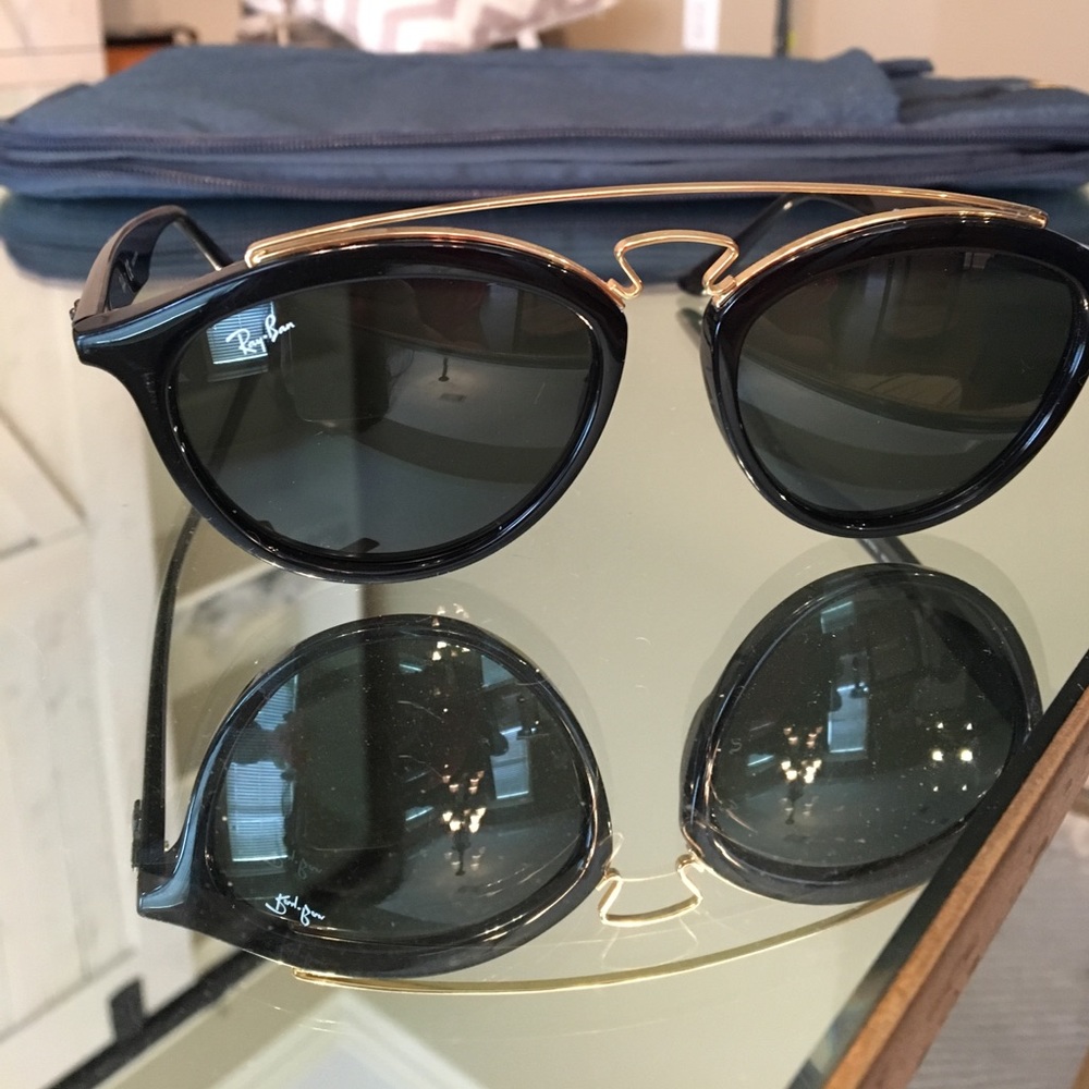 Ray-Bans | Authentic | Cat Eye