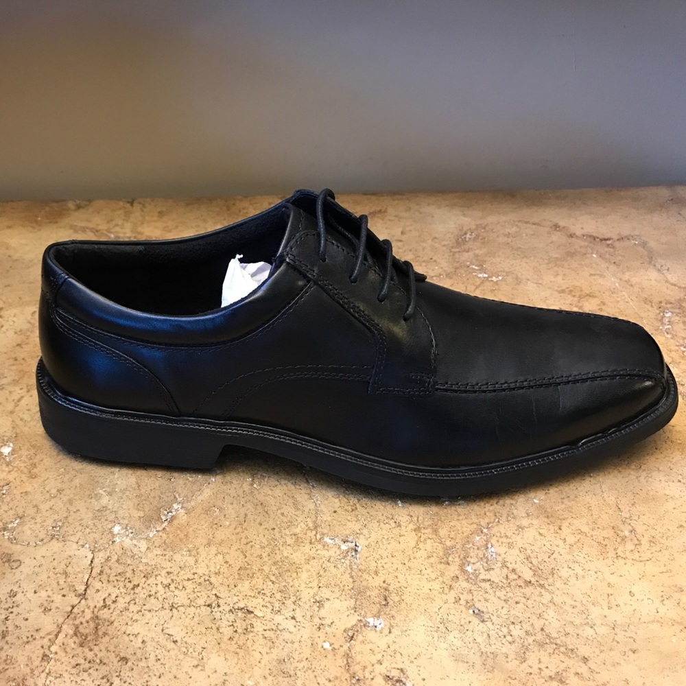 Florsheim Black Leather Oxfords - Picture 2 of 4