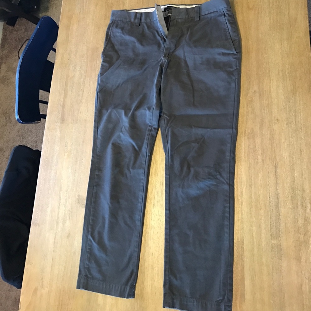 Men's Banana Republic Grey Aiden Chinos 32x30