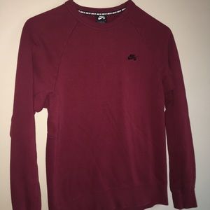 NIKE MAROON SWEATSHIRT