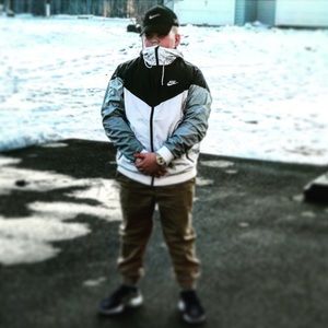 Meet your Posher, Robert