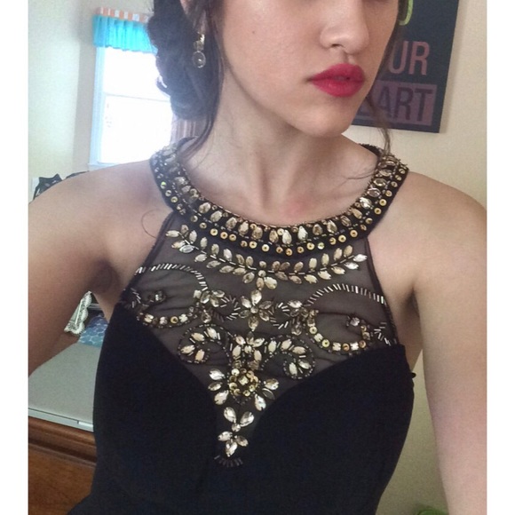 Black and Gold Prom Dress MUST SELL! - Picture 3 of 6