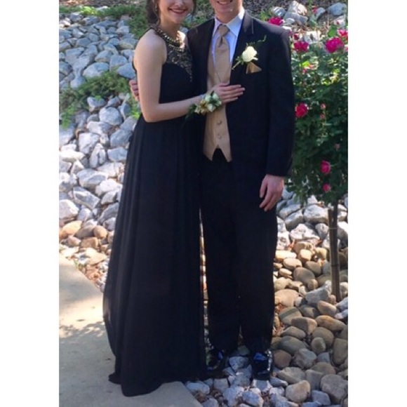 Black and Gold Prom Dress MUST SELL! - Picture 5 of 6