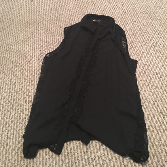 Wet Seal Tops - ๐ค Lacey black tank ๐ค Wet Seal Tops - ๐ค Lacey black tank ๐ค