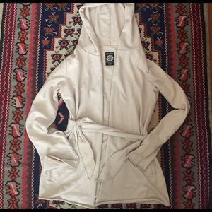 🎉FLASH SALE 1 FAY ONLY LUCKY BRAND SWEATER SIZE M