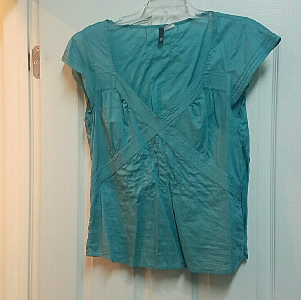 Never worn blue/ green cap sleeve top