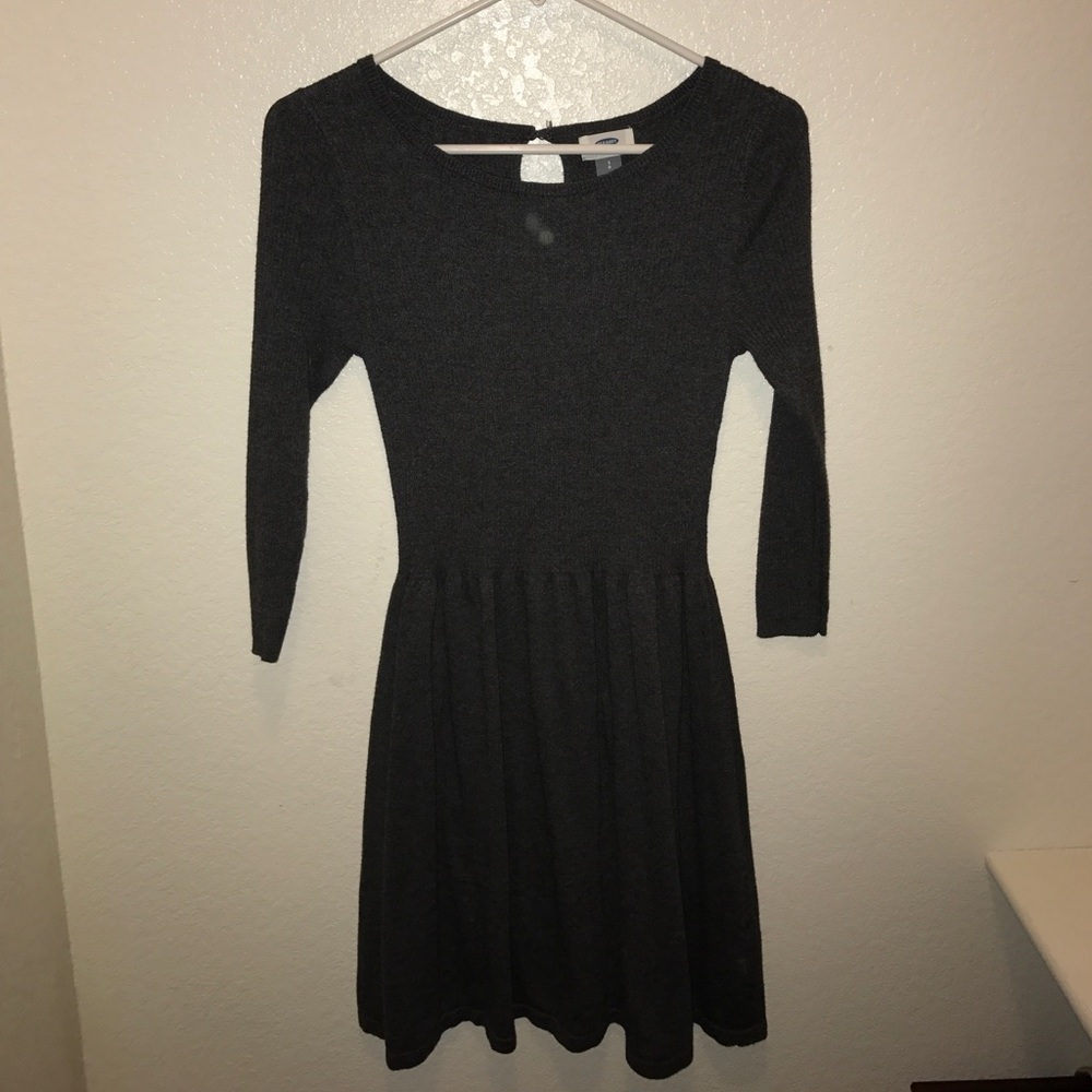 gray dress