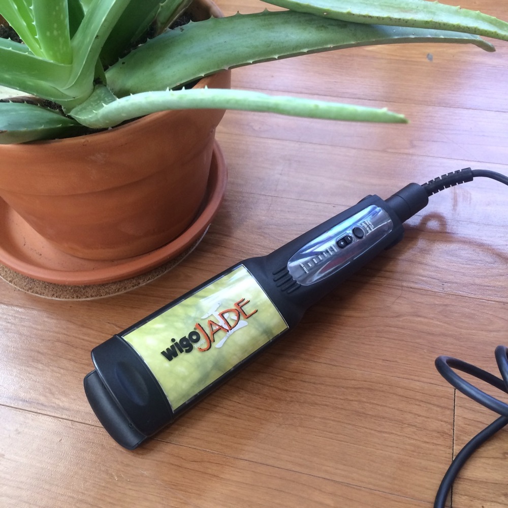 Wigo Jade 2" straightener flat iron